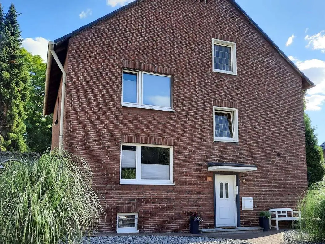 Backstein Mehrfamilienhaus in Bochum Riemke